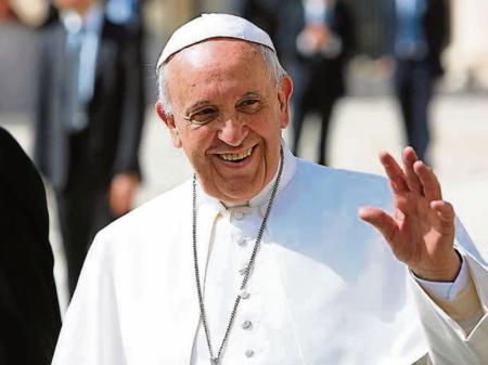 BREAKING: Senior Vatican official announces that Pope Francis has died
